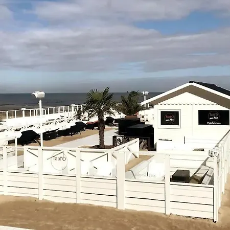 Sea Escape, Comfortable Studio 50m. From The Apartamento Westende